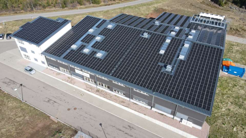 PV-Anlage auf dem Firmengebäude
